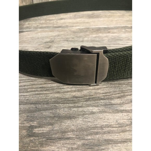 Mens Green Cotton Belt Canvas Web Belt Silvertone Buckle Adjustable - Picture 1 of 4